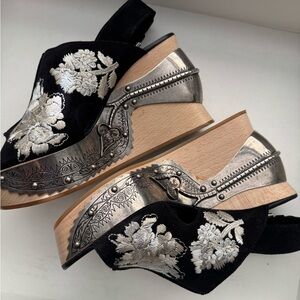 Alexander McQueen Sarah Burton Runway Metal, Wood, Embroidered Wedge SS 2016 New